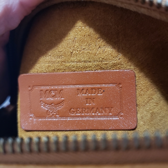 3️⃣0️⃣0️⃣Auth MCM Papillon made in Germany - Picture 3 of 16